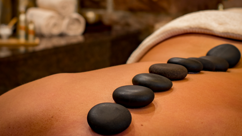 hot-stone-massage-benefits-800x450-1